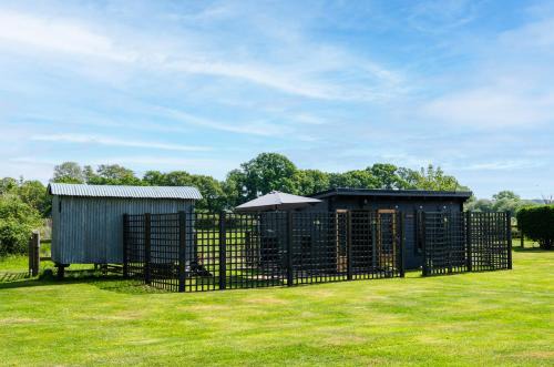 Stuckton Apartment | Little Acres