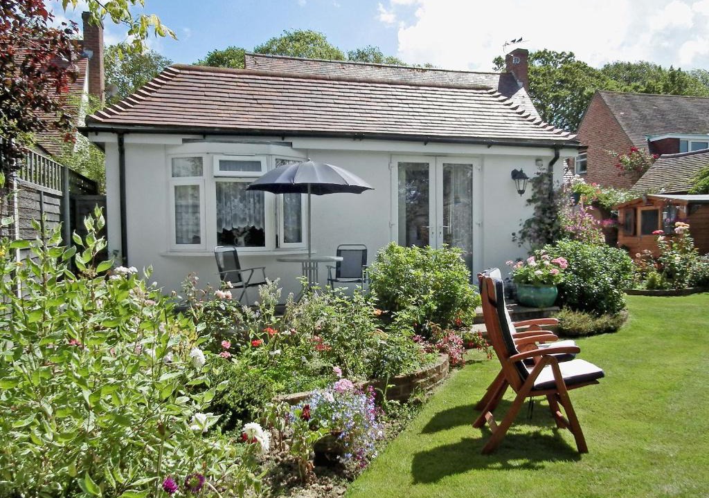 South Hayling House | Little Annexe