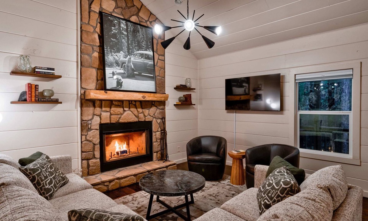 Ellijay Cabin | Little Bear House