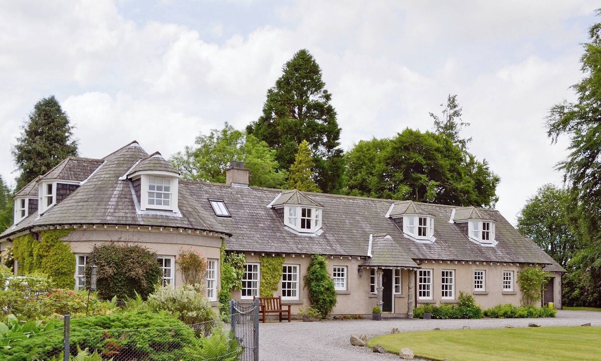 Banchory Cottage | Little Blackhall Lodge