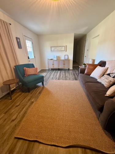 Van Buren House | Little Blue