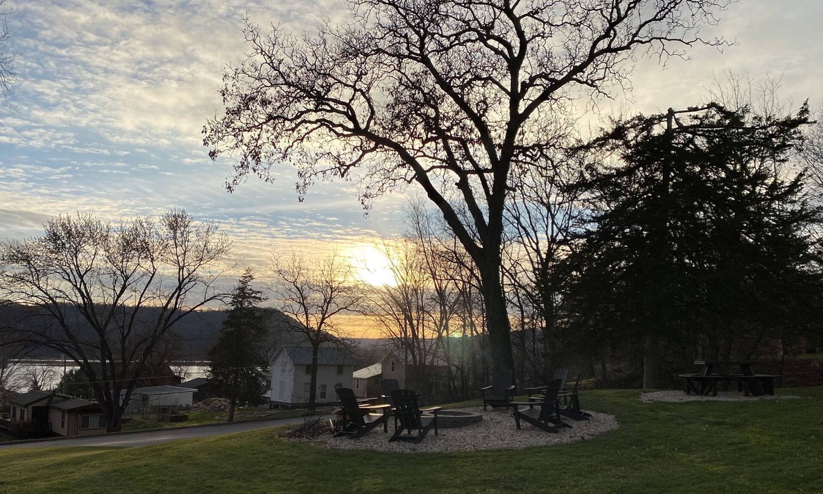 Trempealeau House | Little Bluff Inn