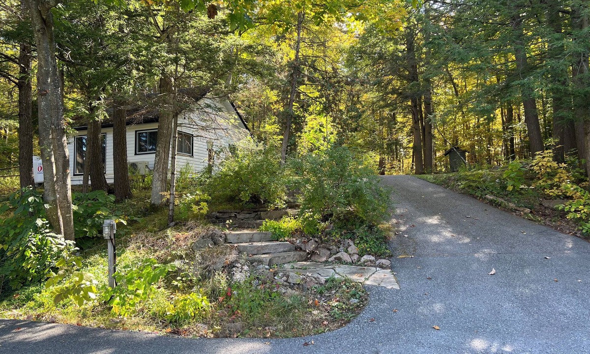 Woodview Cabin | little cabin for your weekend getaway
