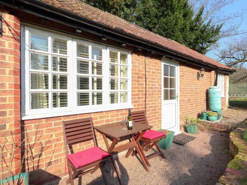 Upton St. Leonards House | Little Cottage - Uk49275