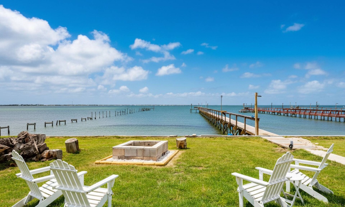 Taft House | Little Cove Resort | Lighted Fishing Pier!