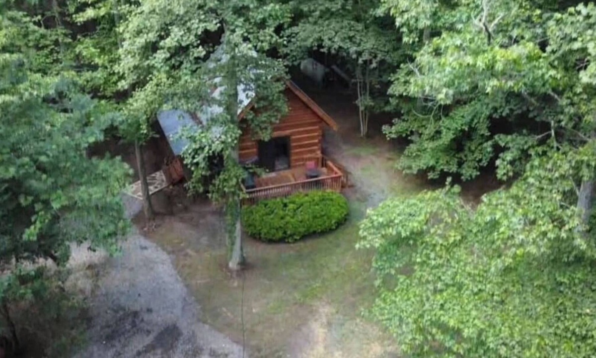 Tate Cabin | Little Creek Falls