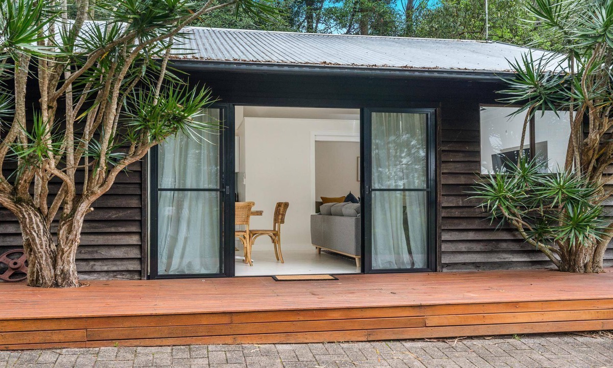 Brooklet Cabin | Little Farm Cottage II