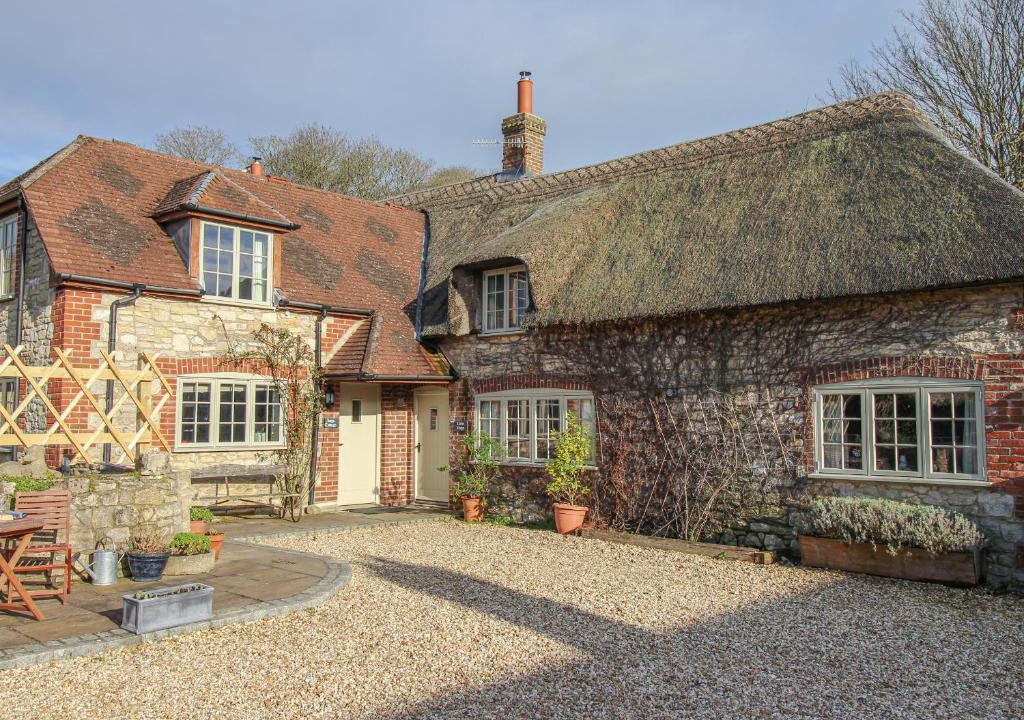 West Lulworth House | Little Forge