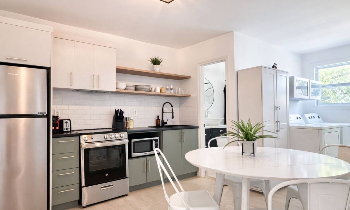 Maizerets Apartment | Little Gem | 2 Beds | AC | 5 min Downtown
