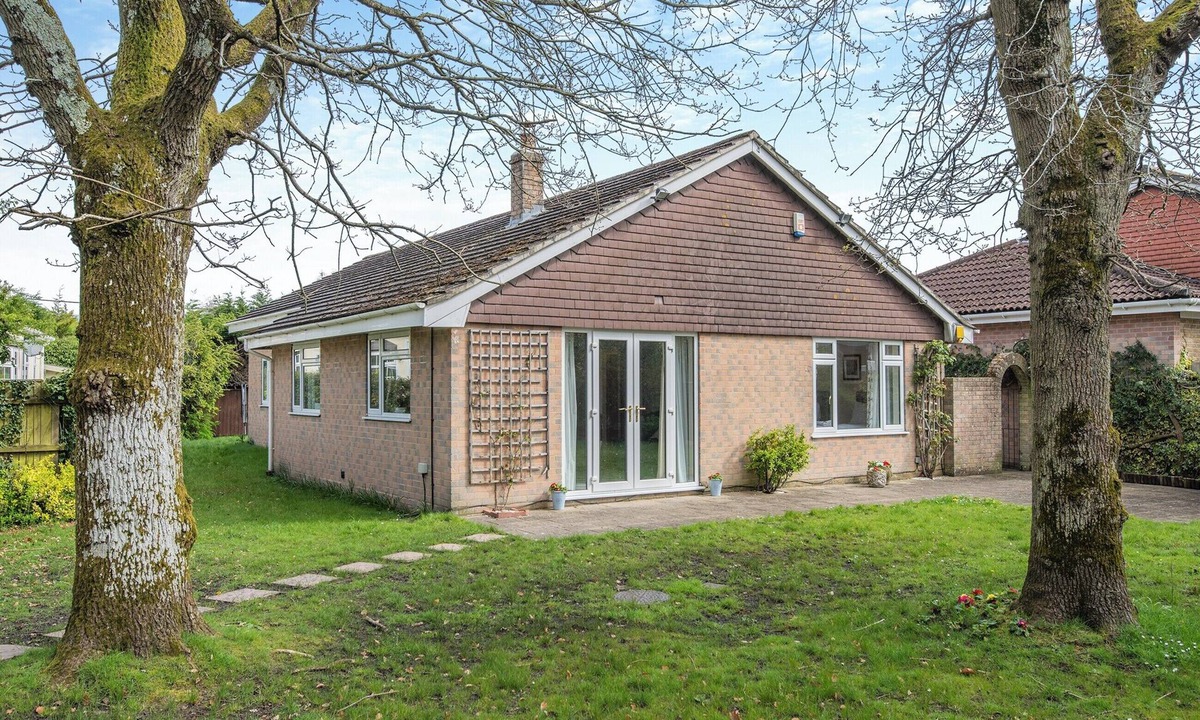 St Leonards Cottage | Little Hill Farm Villa