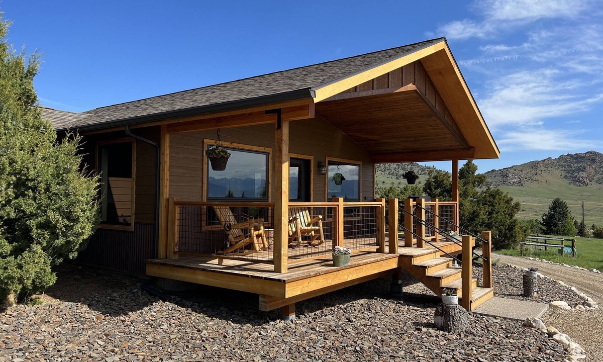 Virginia City Ranches Cabin | Little Juniper Cabin
