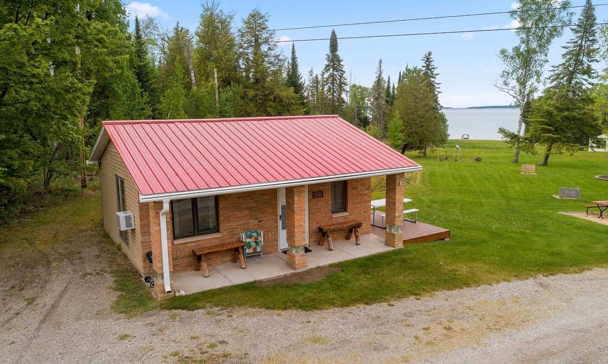 Cheboygan House | Little Lem's on Lake Huron