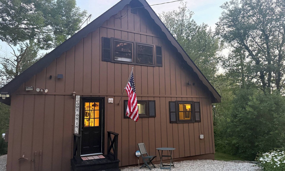 Becket Ski Chalet | Little Longbow Lakefront Chalet