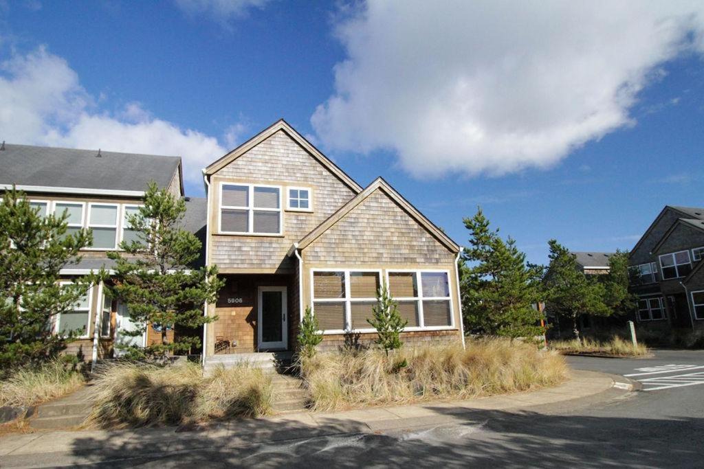 Shorepine Village House | Little Mermaid