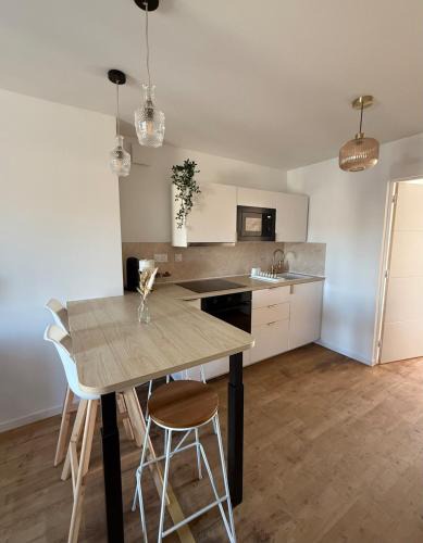 Damparis Apartment | Little Ohana
