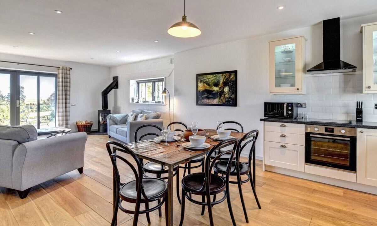 Woodbridge House | Little Owl, Oxley Dairy