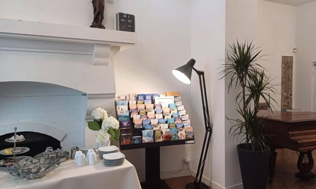 Thiers Hotel | Little Palace