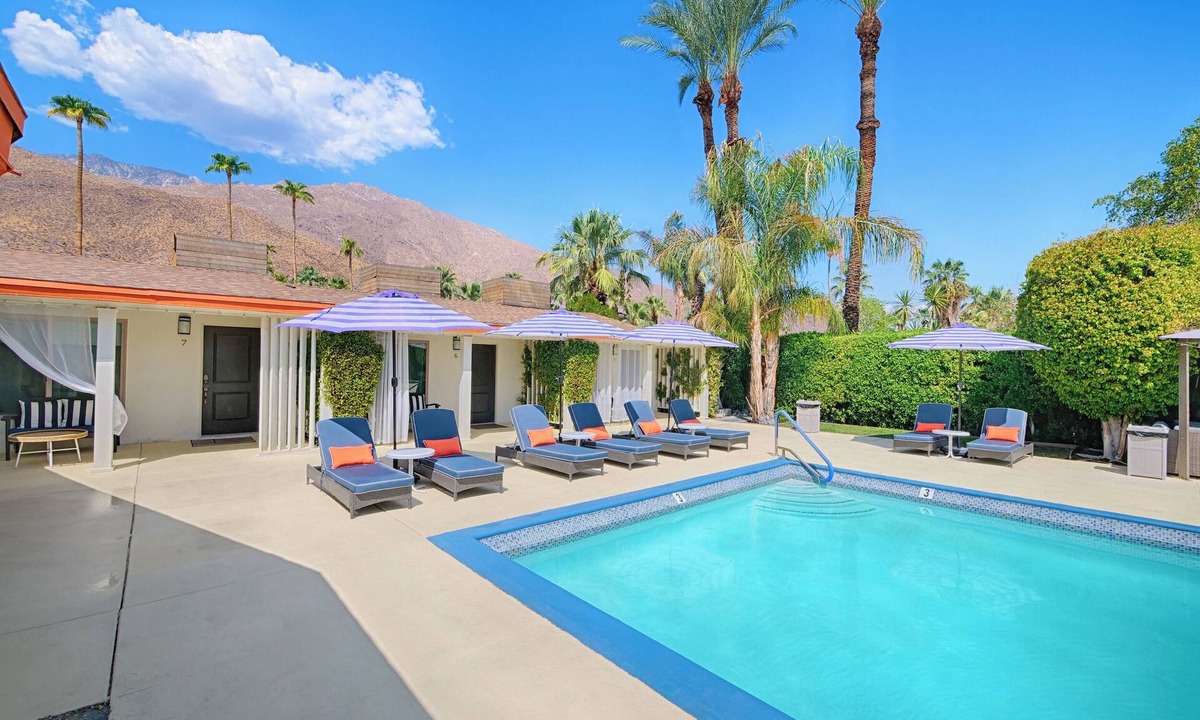 Tahquitz River Estates Hotel | Little Paradise Hotel