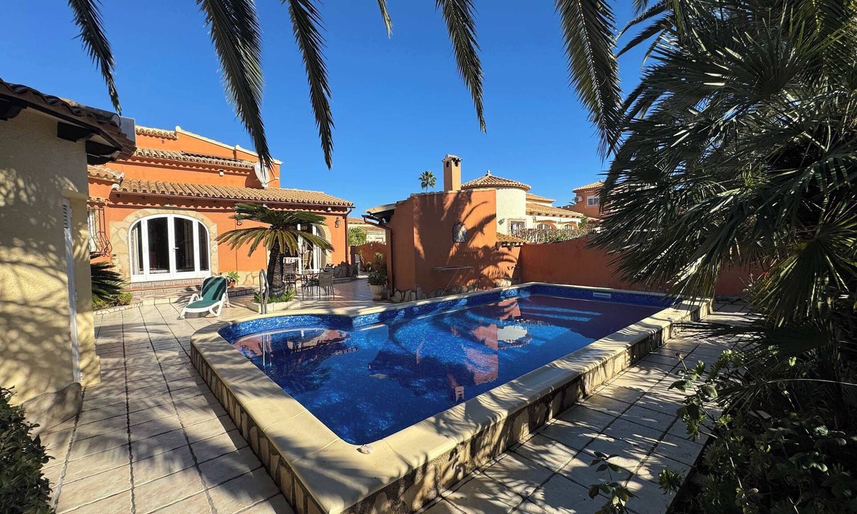Vergel Apartment | Little paradise: lovely home with private pool