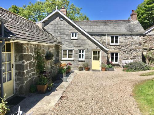 Trenwheal Bed & Breakfast | Little Pengelly Farm