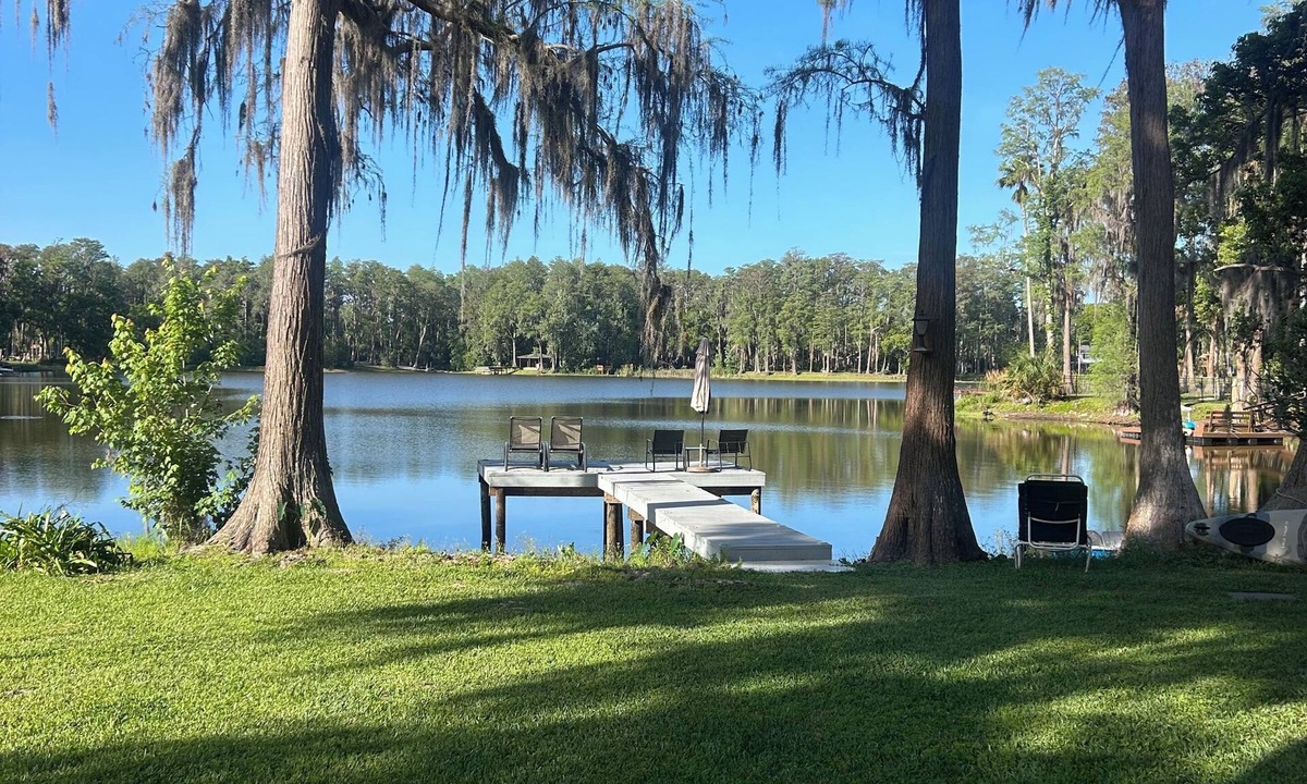 Lutz Cottage | Little Piece of Heaven 2