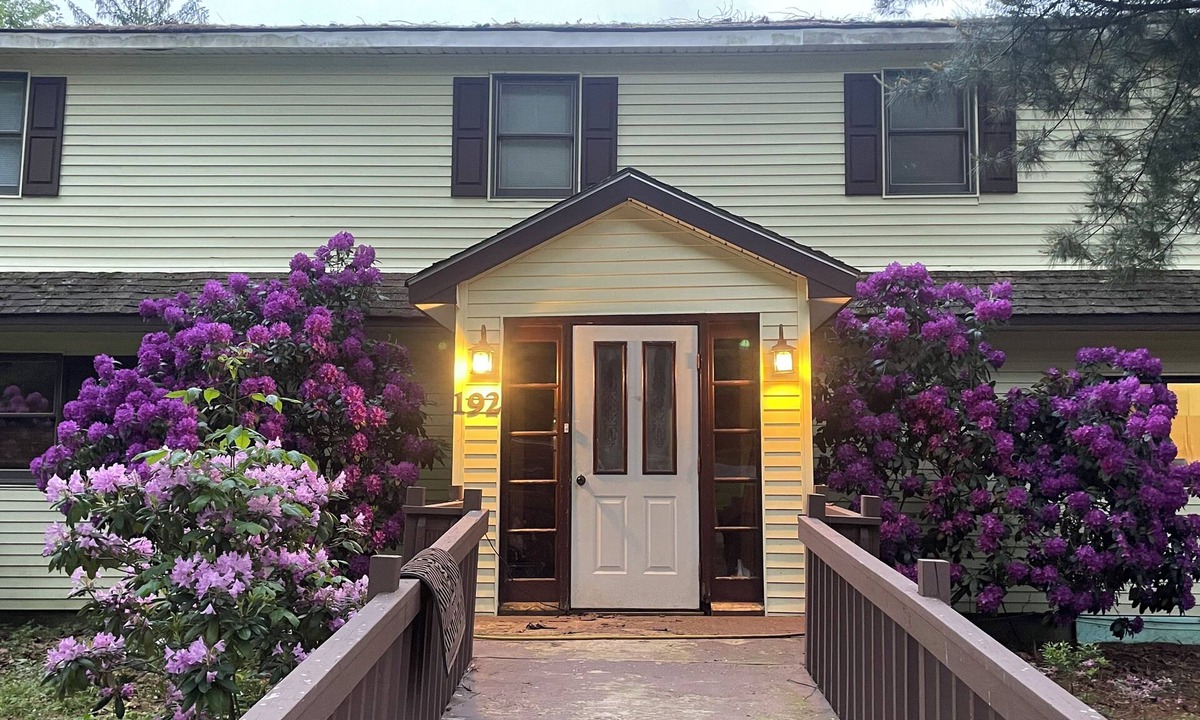 Antes Fort Cabin | Little Pine Lodge