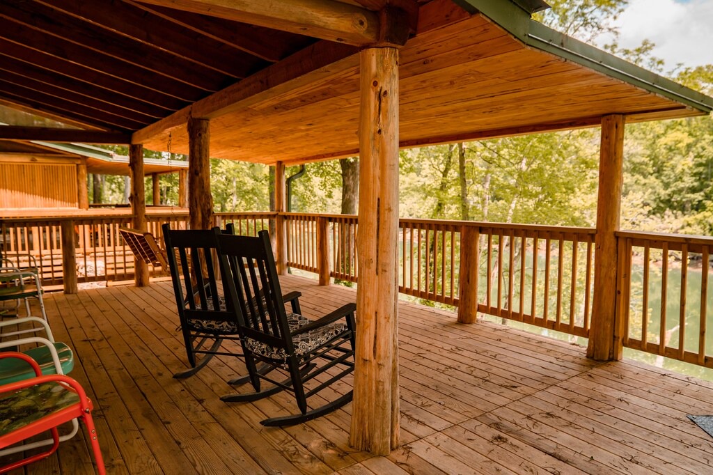 Heber Springs Cabin | Little Red River Waterfront Cabin for a perfect fishing getaway!