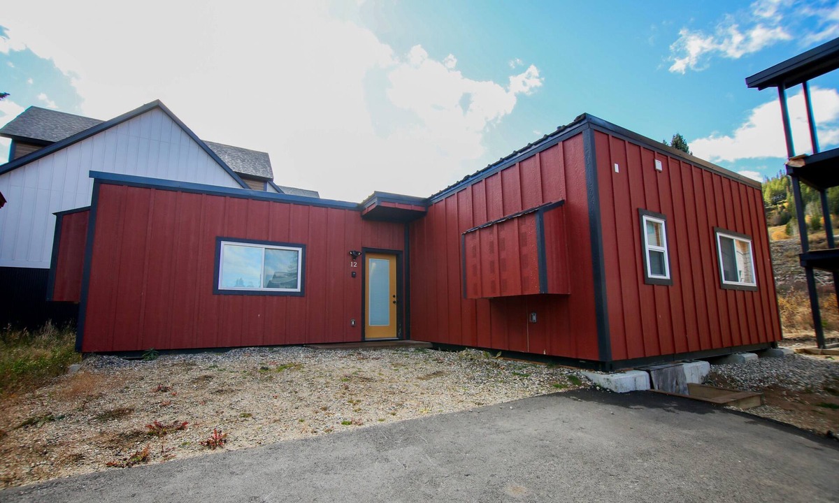 Old Town House | Little Red Ski Haus, 2min walk to Winter Park lift
