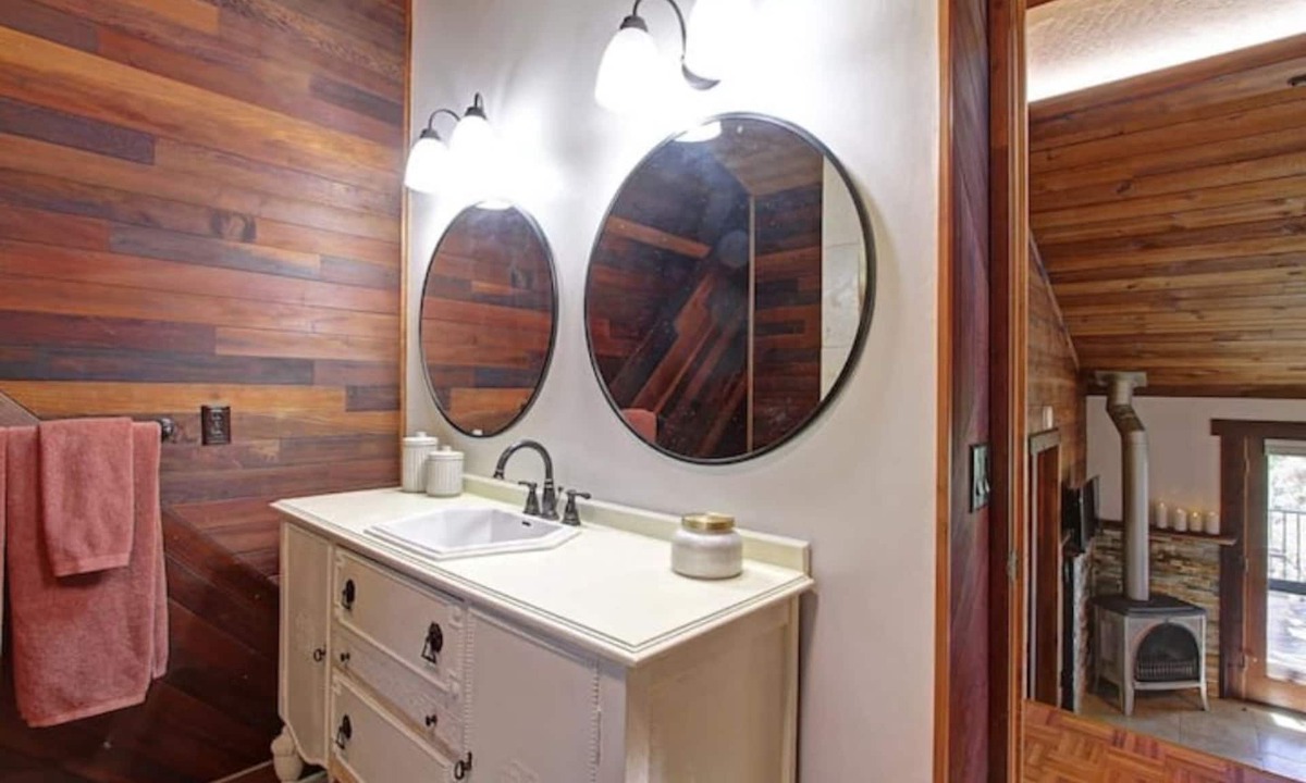 Iowa Hill House | Little River House
