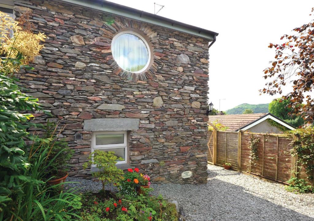 Ambleside House | Little Stone Howe