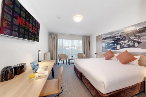 Bathurst Hotel | Littomore Hotel on Stewart, Bathurst