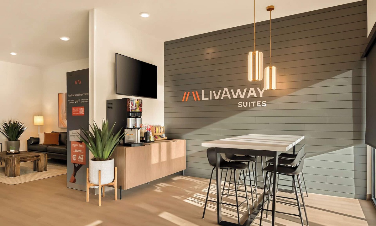 Syracuse Hotel | LivAway Suites- Syracuse
