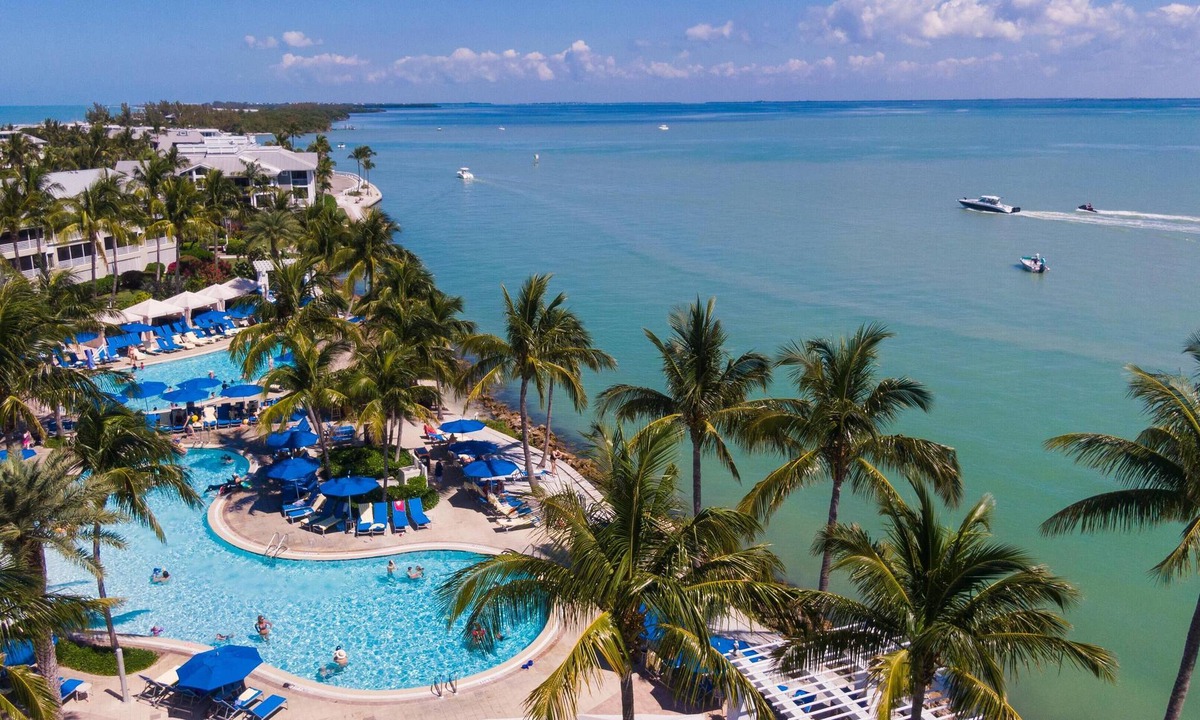Captiva Resort | Live the Island Life! 1BR - Just 100 Yards to the Beach - Views of the Gulf