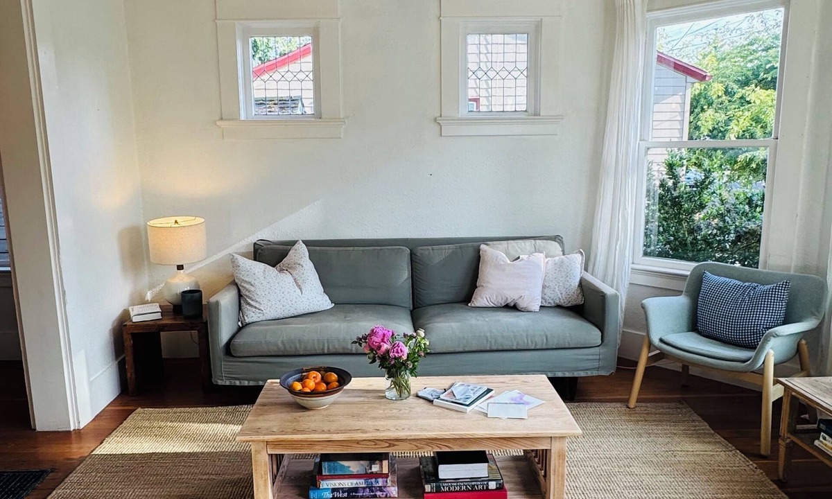 Concordia House | Live & Work in our historic Alberta Arts home.