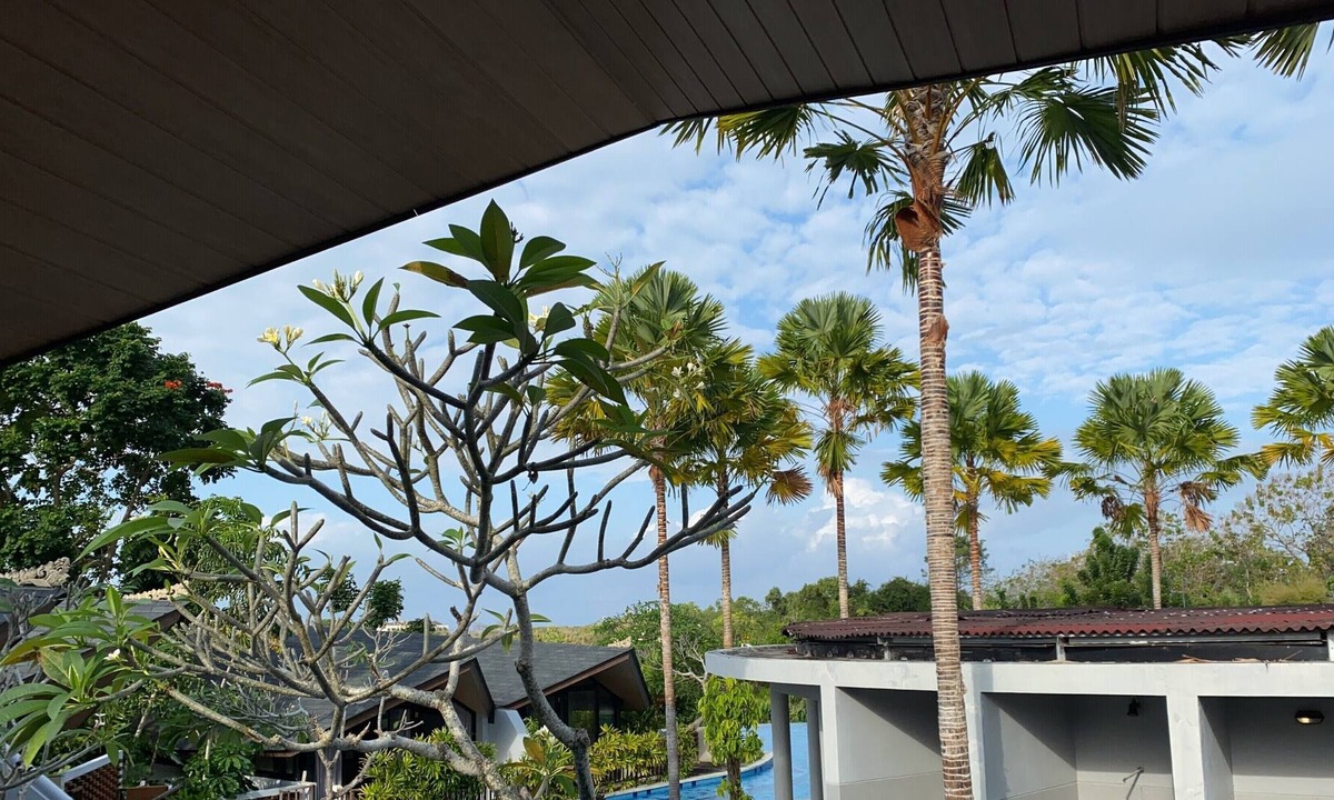 Kampial Hotel | Livi's Dancing Garden