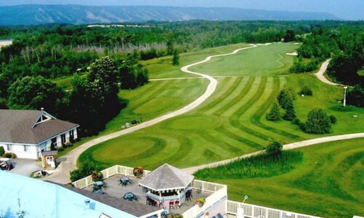Collingwood Resort | Living Stone Golf Resort
