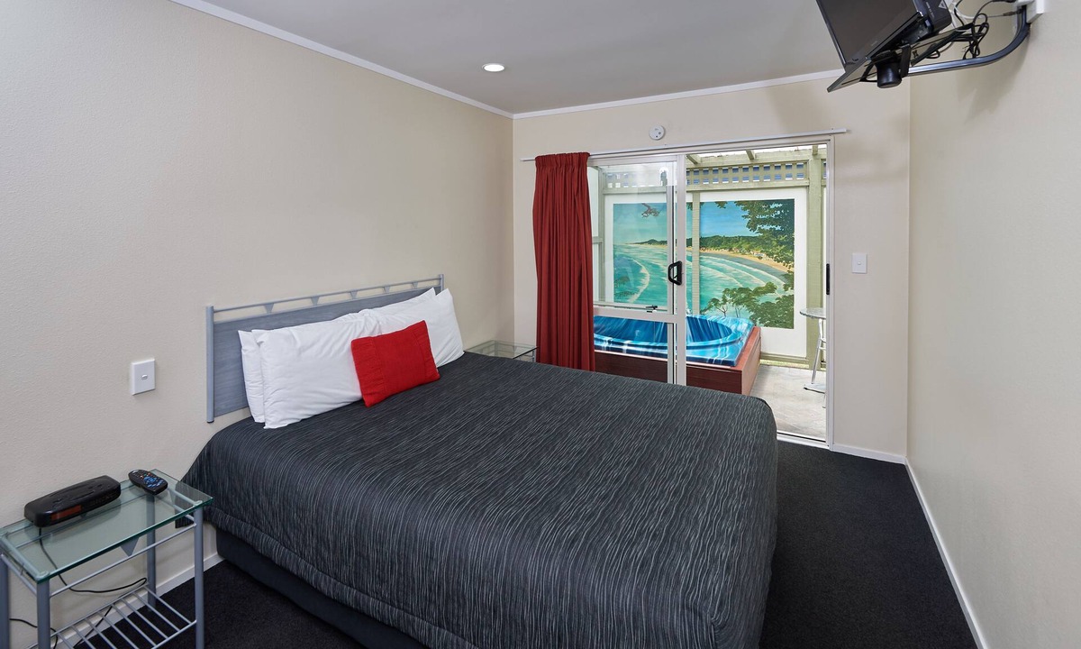 Whakatane Hotel | Livingston Motel
