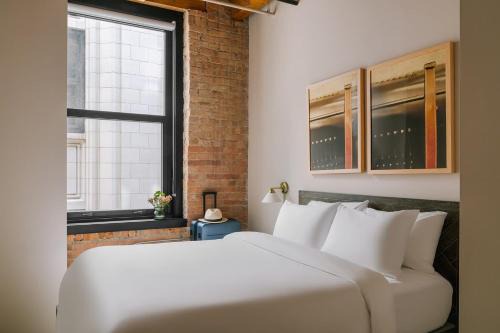 West Loop Gate Apartment | LIVN West Loop Chicago 1 BR