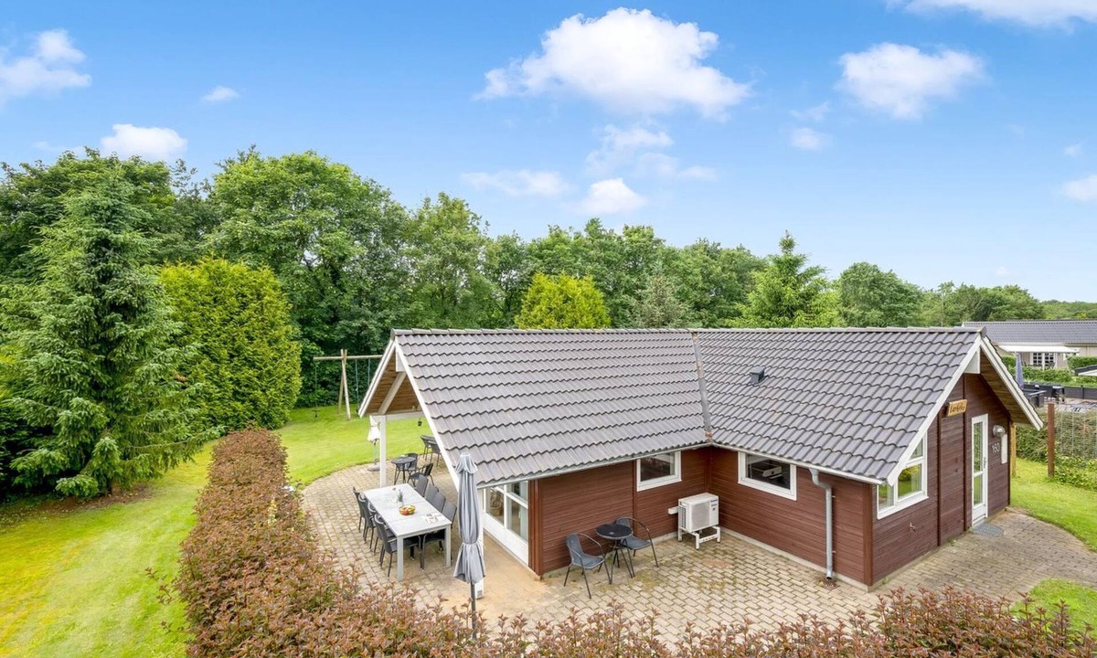 Hovborg House | "Ljuba" - 40km from the sea by Interhome