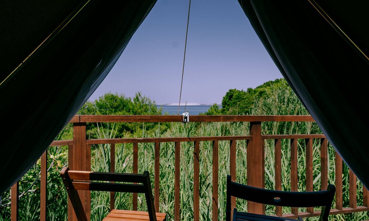 Ljubac House | Ljubac Glamping Belltent Robinson