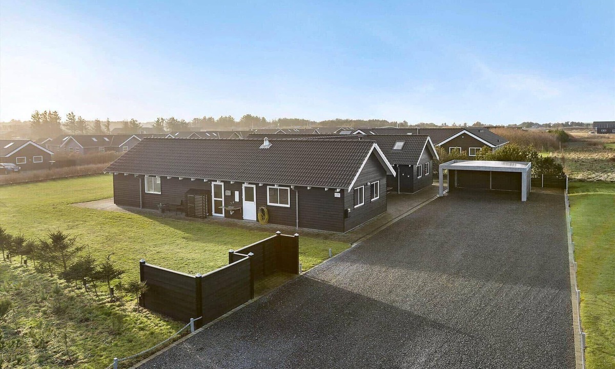 Nr. Lyngby House | LK2032 Løkken - Helledievej 121