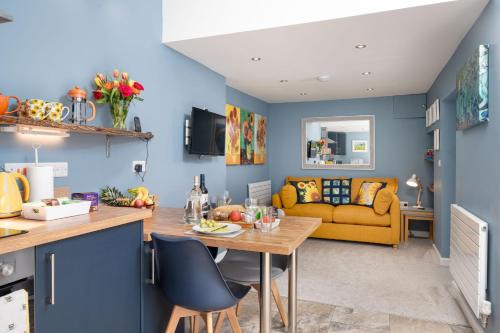 Llansteffan Apartment | LLANSTEFFAN - Flora a Fabulous apartment for 2
