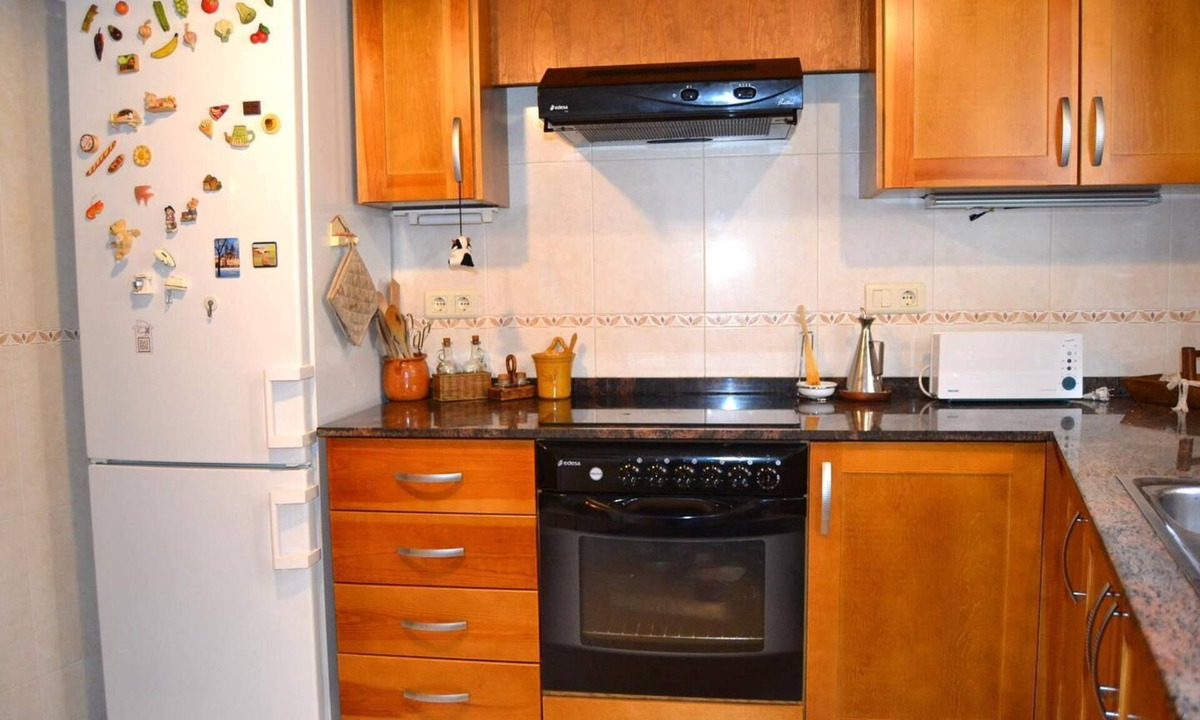 Llivia House | LLIVIA VII - Three Bedroom House, Sleeps 7