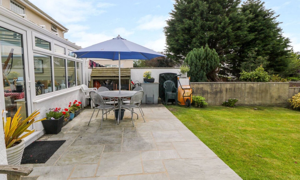 Edern Cottage | Lliwedd