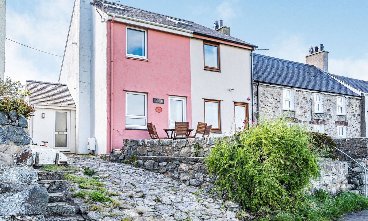 Ty Croes Cottage | Llonydd