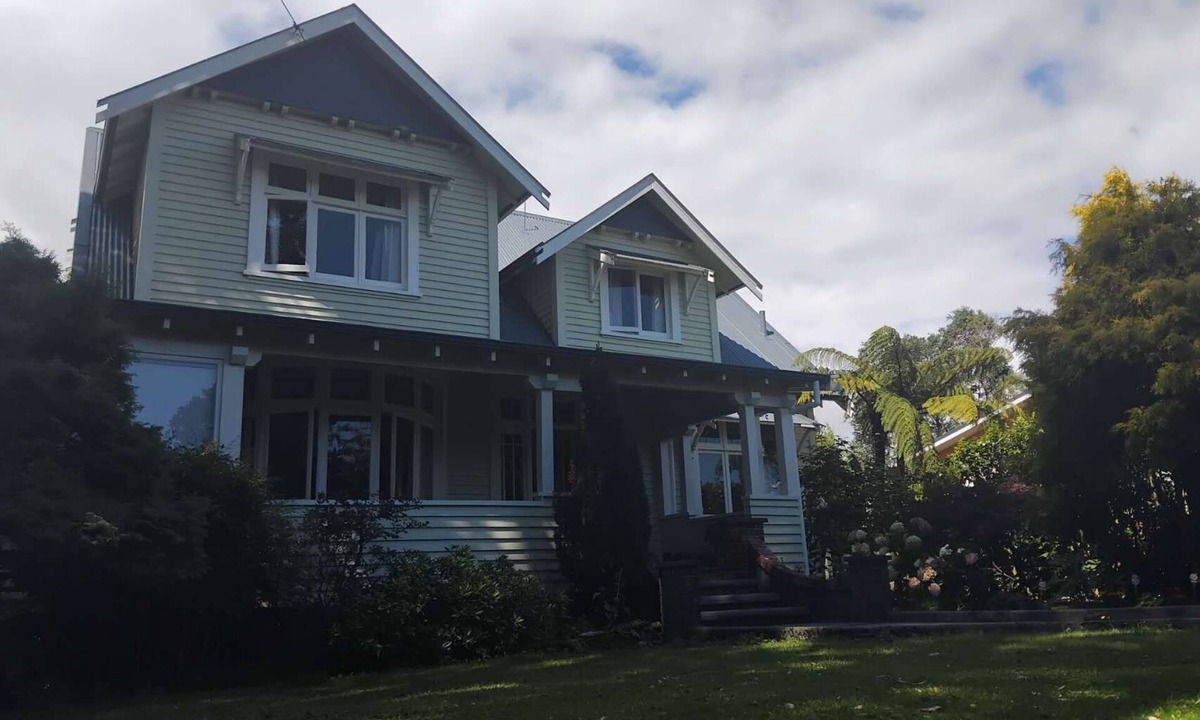 Westport House | LLU Homes D