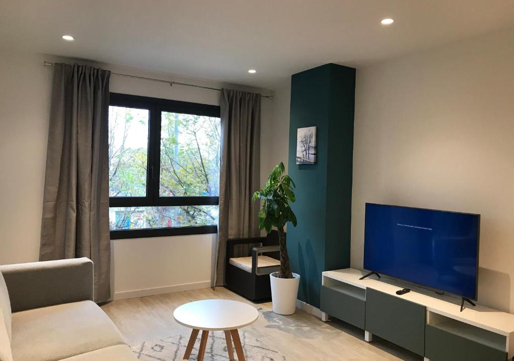 Sant Adria de Besos Apartment | Llull Home