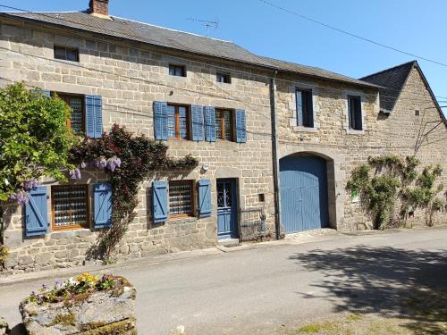 Lupersat House | Lo maisou de Var Chaud