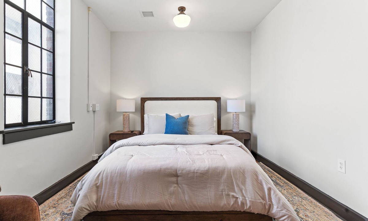 Newark Apartment | Local Discounts!-The Revitalized Newark Arcade