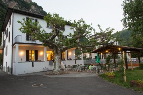 Arogno Hotel | Locanda La Pignatta